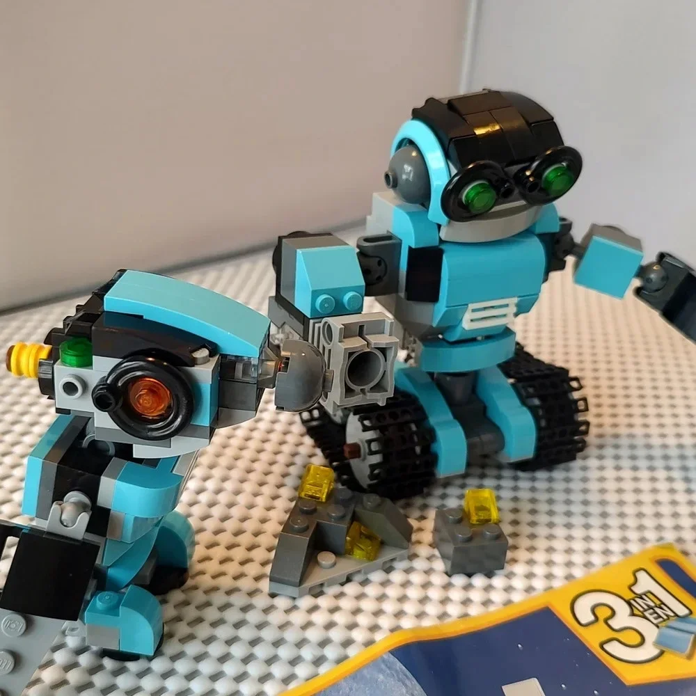 Lego Creator 3in1 31062: Robot & Hummingbird with instructions